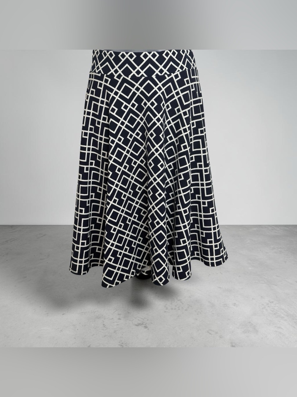 Tiffany and Grey Navy/White Geometric A-Line Skirt Size S - NWOT